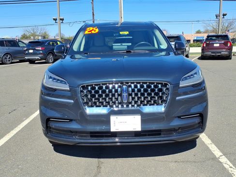 Used 2023 Lincoln Aviator Grand Touring w/ Elements Package Plus image 2