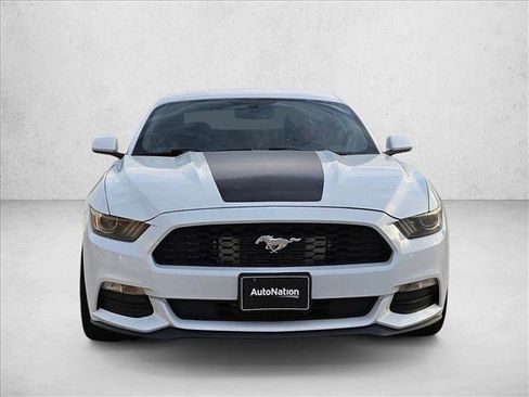 Used 2015 Ford Mustang Coupe RWD image 2
