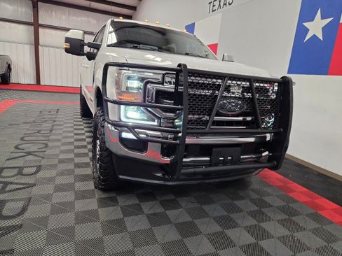 Used 2020 Ford F250 Lariat w/ Lariat Ultimate Package AWD/4WD image 22