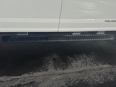 Used 2020 Ford F250 XLT image 9