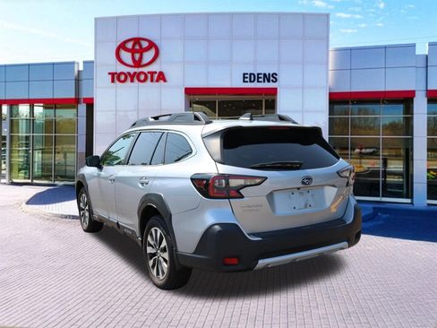 Used 2023 Subaru Outback Limited XT AWD/4WD image 5