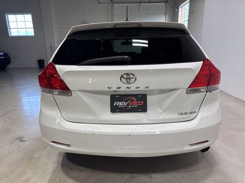 Used 2012 Toyota Venza XLE AWD/4WD image 5