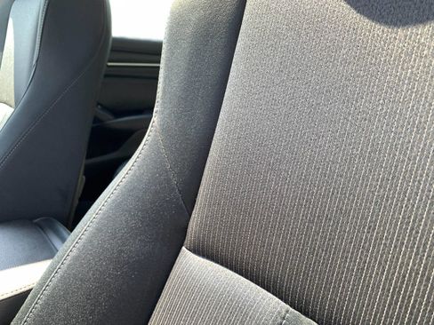 Used 2019 Honda Accord EX image 35
