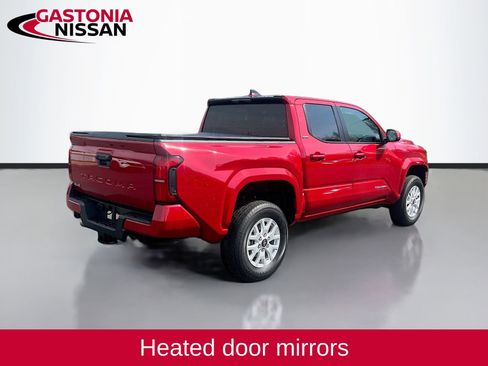 Used 2025 Toyota Tacoma SR5 image 9