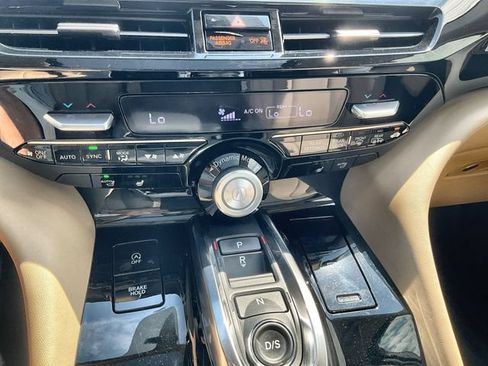 Used 2022 Acura MDX SH-AWD w/ Technology Package image 26