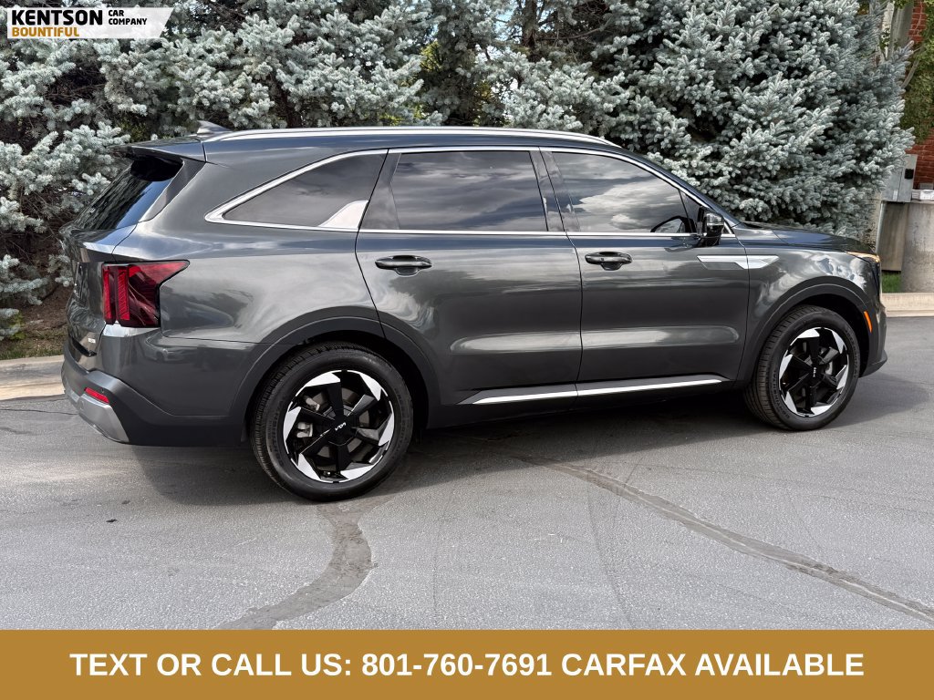 Used 2025 Kia Sorento EX AWD/4WD image 9