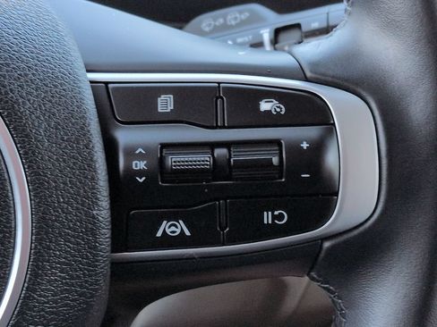 Used 2024 Kia Sportage EX FWD image 21