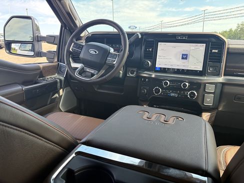 New 2026 Ford F350 King Ranch w/ Chrome Package AWD/4WD image 24