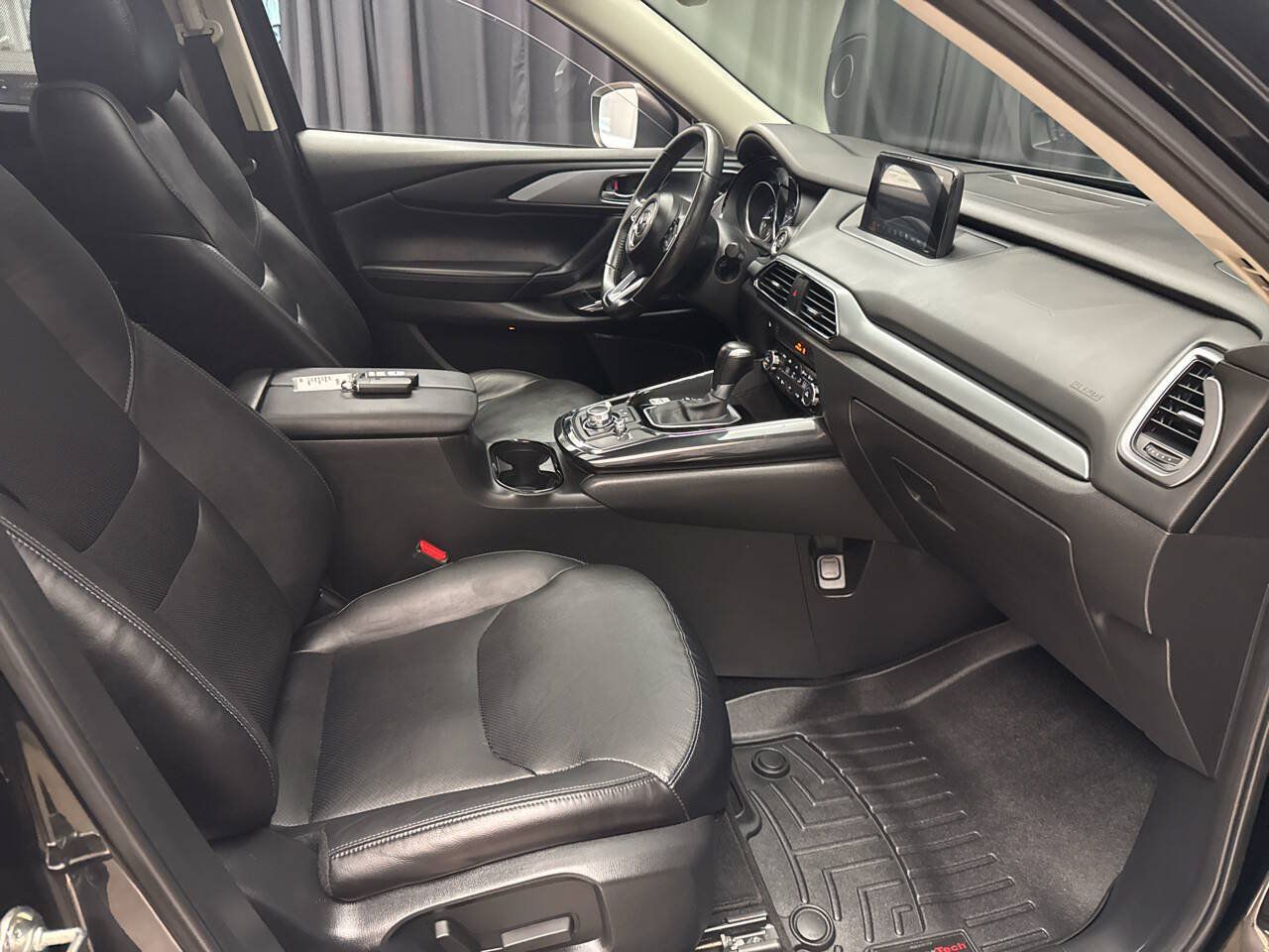 Used 2017 MAZDA CX-9 Touring AWD/4WD image 31