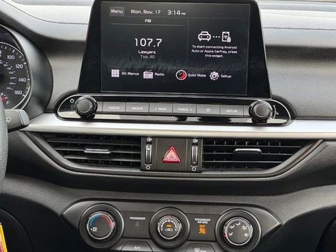 Used 2024 Kia Forte LXS image 12