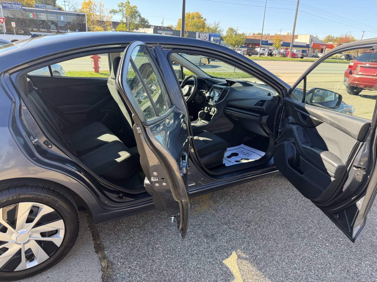 Used 2017 Subaru Impreza 2.0i AWD/4WD image 25