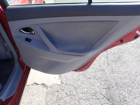 Used 2007 Toyota Camry Hybrid image 28