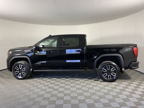 Used 2025 GMC Sierra 1500 AT4 w/ AT4 Premium Package image 6