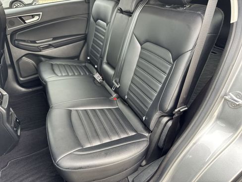 Used 2023 Ford Edge SEL w/ Convenience Package image 22