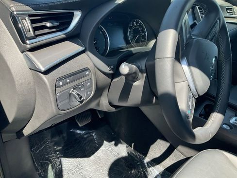 Used 2024 INFINITI QX50 Pure image 15