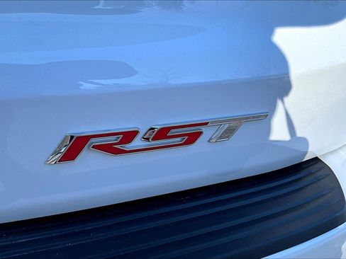 Used 2024 Chevrolet Suburban RST w/ Luxury Package image 15