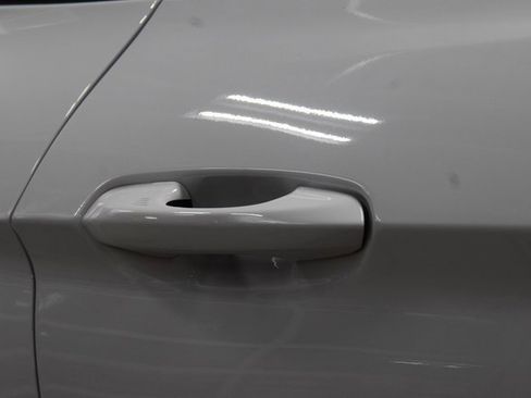 Used 2021 Ford Mustang Shelby GT500 w/ Technology Package image 22