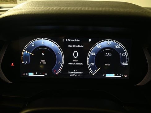 Used 2023 Jeep Grand Cherokee Limited w/ Black Appearance Package image 25