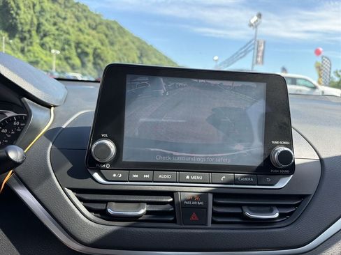 Used 2020 Nissan Altima 2.5 S FWD image 27