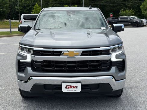 Used 2025 Chevrolet Silverado 1500 LT RWD image 2
