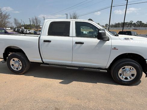 New 2026 RAM 2500 Tradesman AWD/4WD image 7