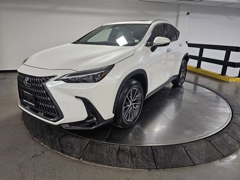 Used 2025 Lexus NX 350 AWD w/ Premium Package image 4
