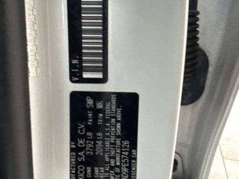 Used 2023 Kia Forte LXS w/ LXS Technology Package image 17