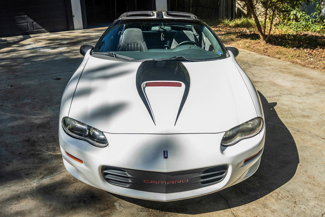 Used 1998 Chevrolet Camaro Z28 w/ Preferred Equipment Group 2 RWD image 12
