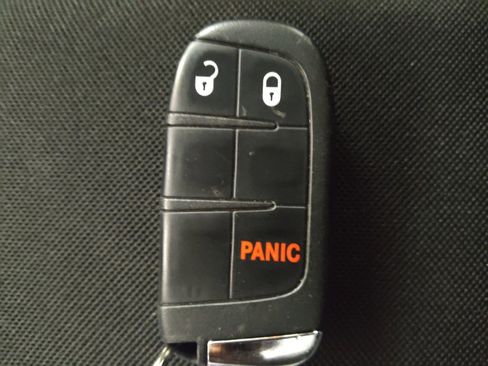 Used 2021 Jeep Renegade Sport w/ Sport Appearance Group FWD image 32