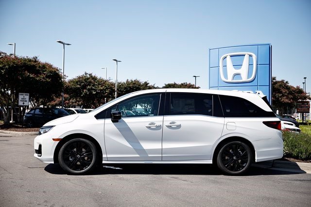 New 2026 Honda Odyssey Sport-L image 5