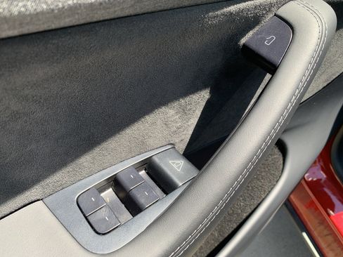 Used 2026 Tesla Model Y AWD image 15