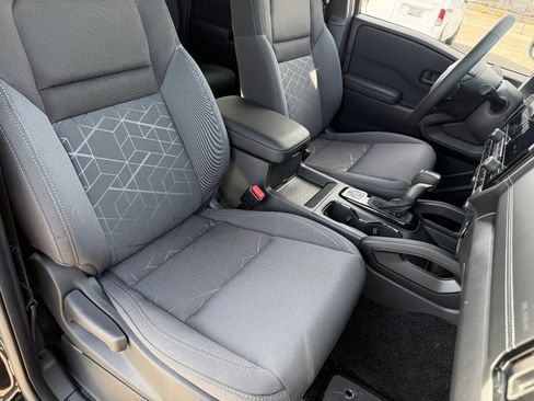 New 2026 Nissan Frontier SV w/ SV Convenience Package image 11