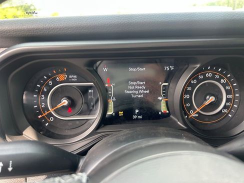 New 2025 Jeep Wrangler Unlimited Sport AWD/4WD image 24