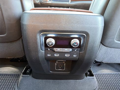 Used 2024 GMC Yukon XL Denali Ultimate image 25