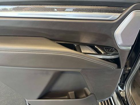 Used 2026 Cadillac Escalade V w/ LPO, ONYX Package AWD/4WD image 12