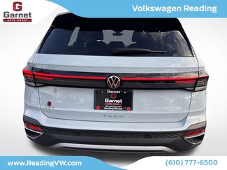 New 2026 Volkswagen Taos SE FWD video 4