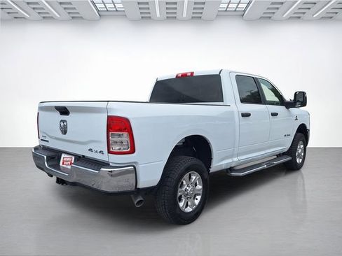 Used 2024 RAM 2500 Big Horn w/ Off Road Package AWD/4WD image 4