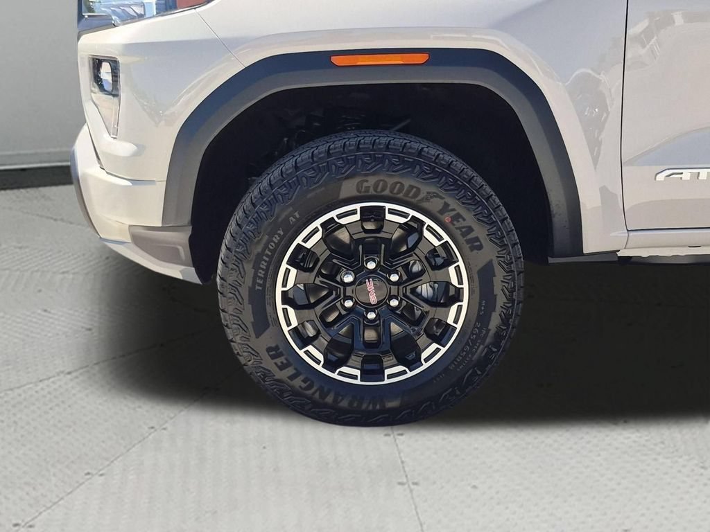 New 2026 GMC Canyon AT4 AWD/4WD image 32
