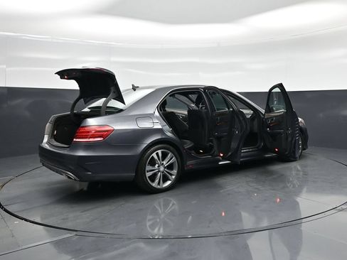 Used 2014 Mercedes-Benz E 350 Sedan image 4