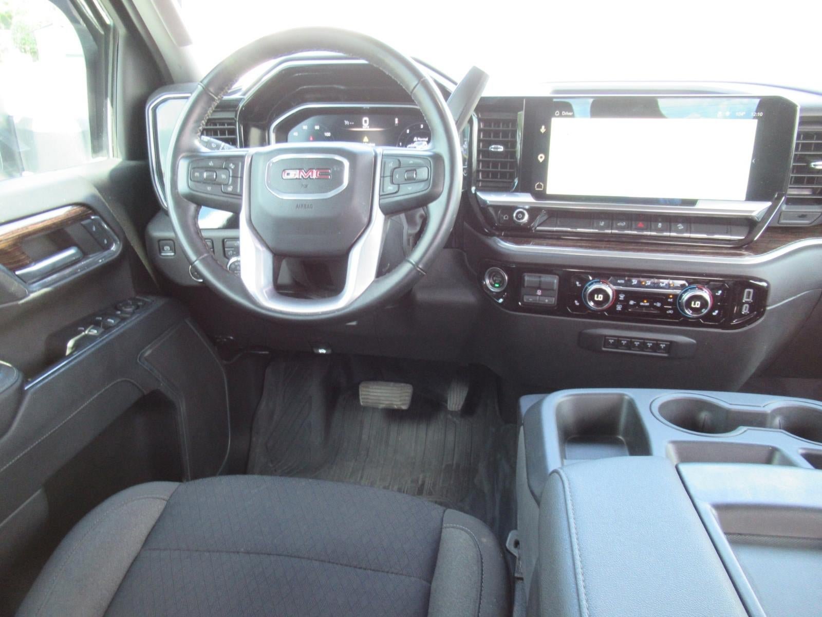 Used 2024 GMC Sierra 2500 SLE w/ SLE Value Package; AWD/4WD image 13