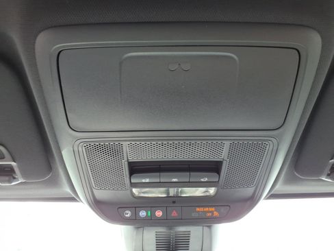 New 2026 GMC Terrain Elevation w/ Elevation Premium Package image 17