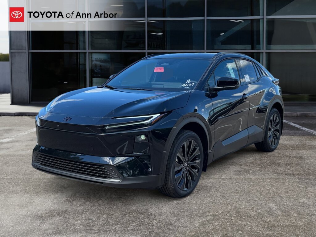 New 2026 Toyota C-HR AWD/4WD image 8