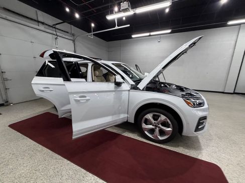 Used 2021 Audi Q5 Prestige w/ Prestige Package AWD/4WD image 62