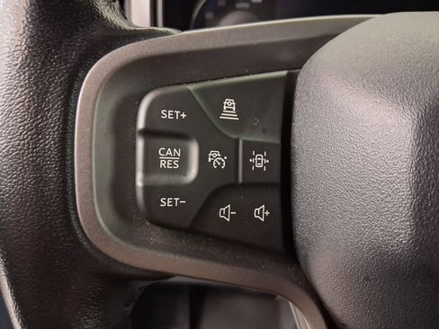 Used 2023 Ford Bronco Badlands image 15