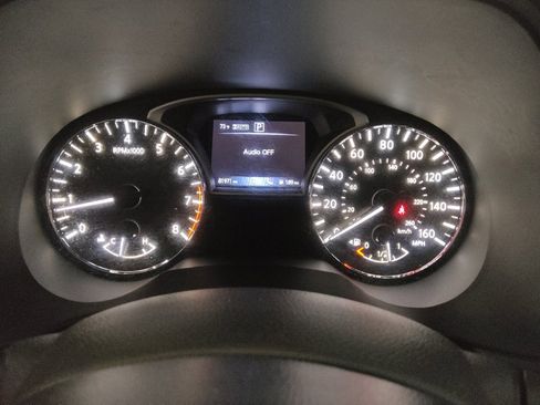 Used 2018 Nissan Pathfinder SL image 23