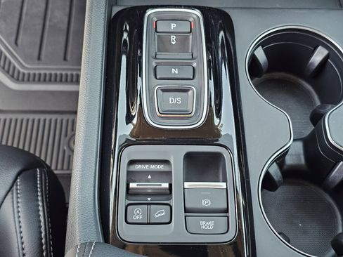 Used 2025 Honda Pilot EX-L image 29