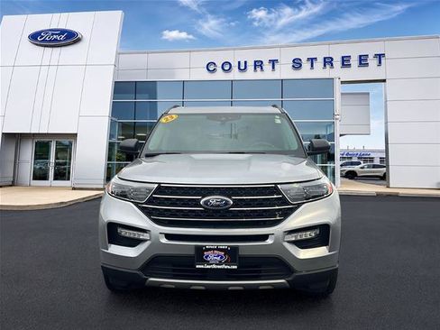 Certified 2023 Ford Explorer XLT w/ Equipment Group 202A AWD/4WD image 2