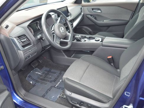 Used 2023 Nissan Rogue SV AWD/4WD image 23