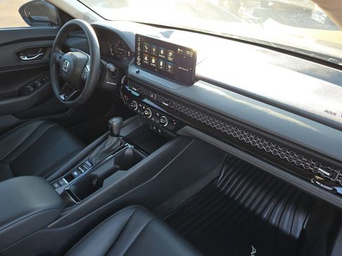 Used 2023 Honda Accord EX-L image 15