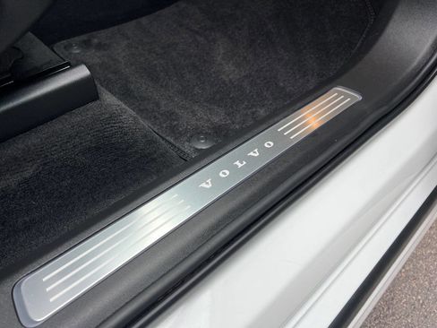 Used 2021 Volvo XC90 T6 Inscription w/ Advanced Package image 27